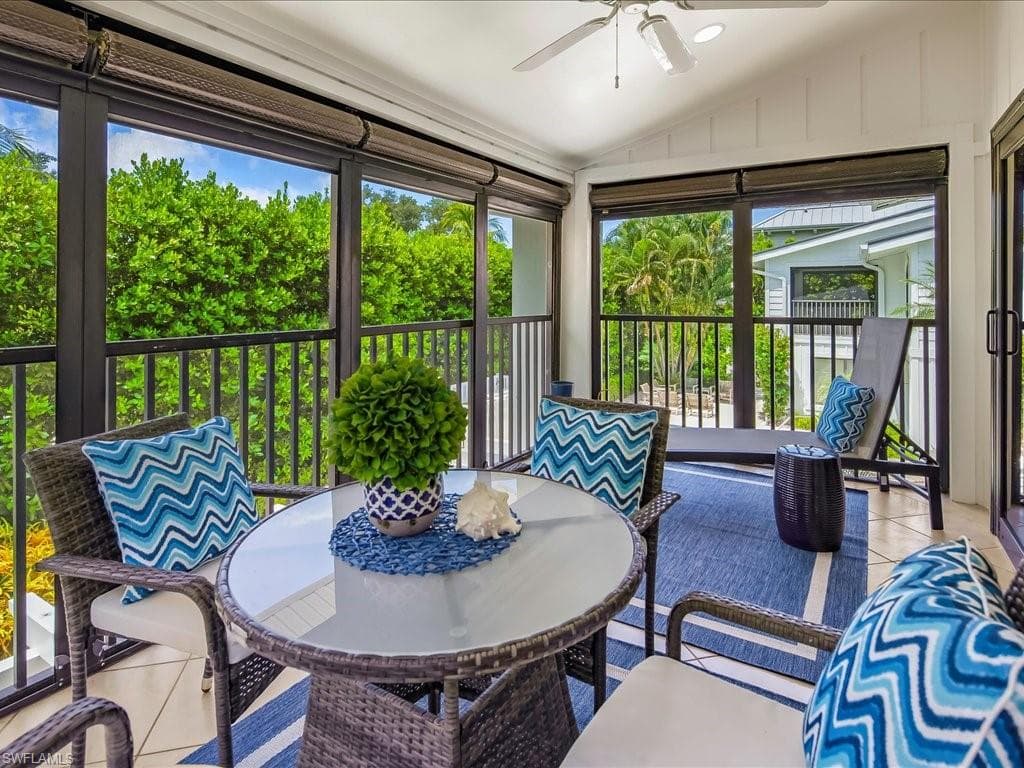 741 10th Ave S E, Naples, FL 34102-11