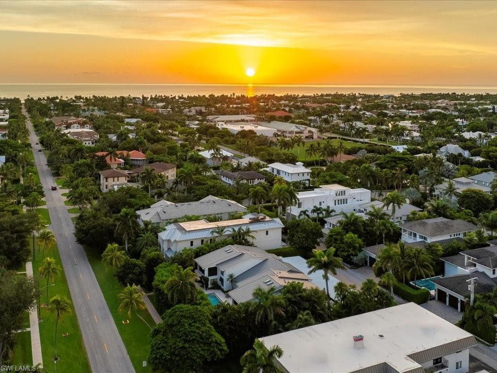 741 10th Ave S E, Naples, FL 34102-51