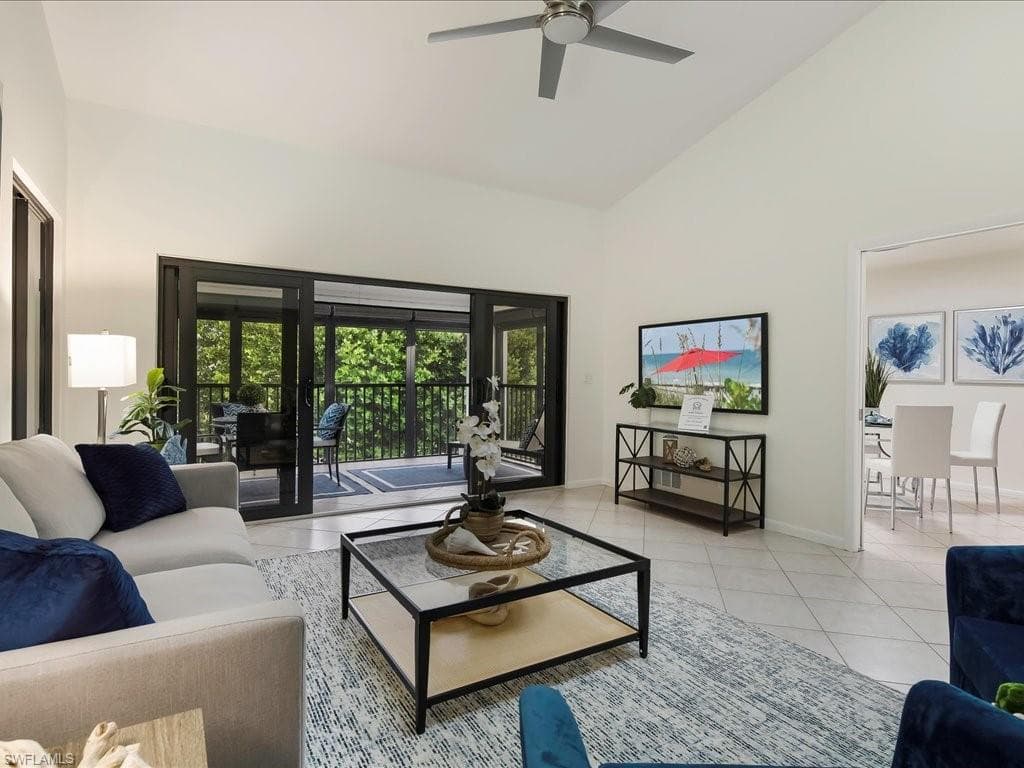 741 10th Ave S E, Naples, FL 34102-6