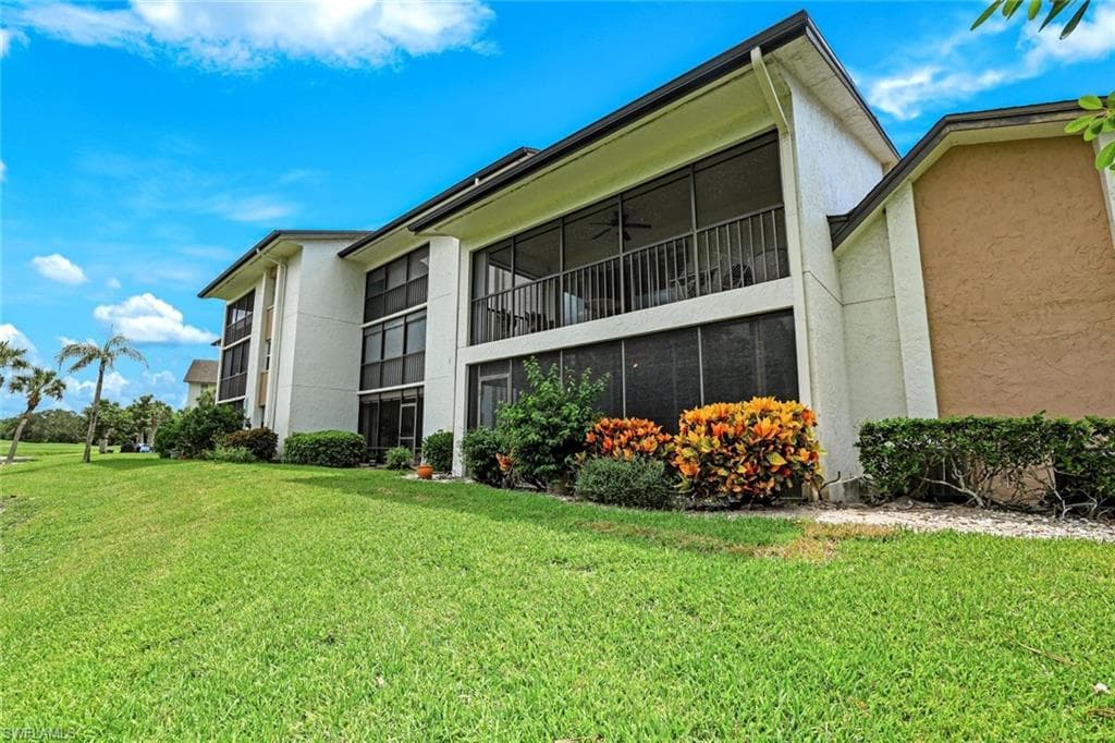 1510 Imperial Golf Course Blvd 111, Naples, FL 34110-19