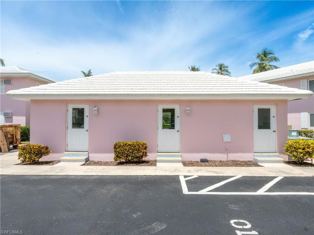 190 Collier Blvd N7, Marco Island, FL 34145-18