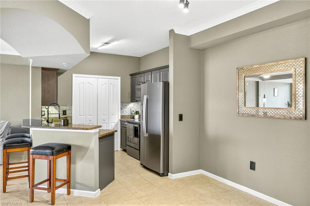 12955 Positano Cir 305, Naples, FL 34105-7