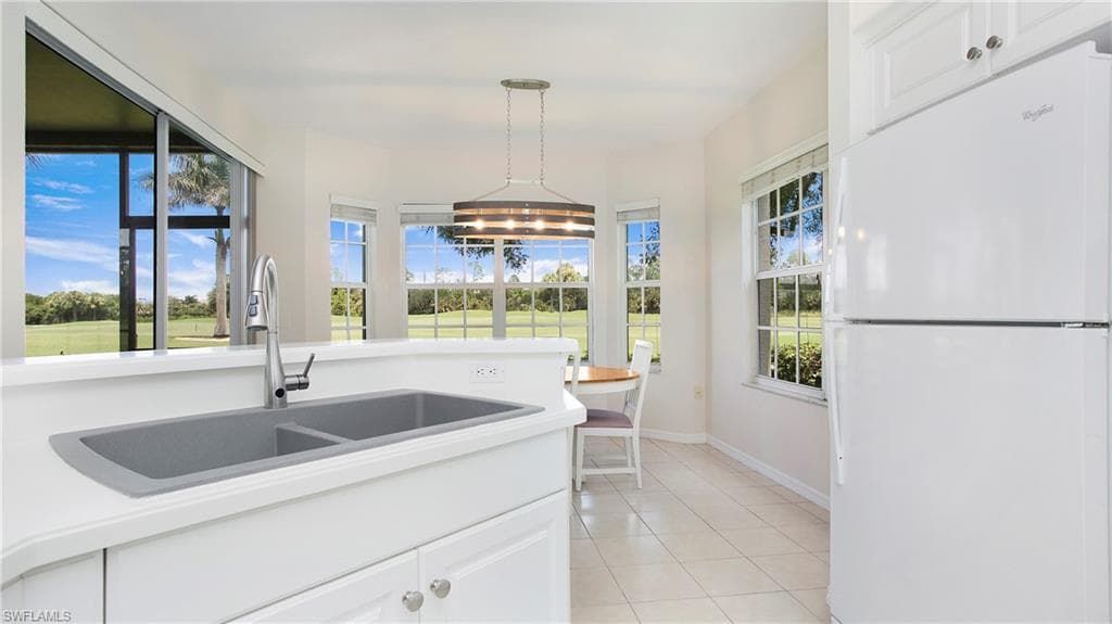 6025 Pinnacle Ln 6-602, Naples, FL 34110-7