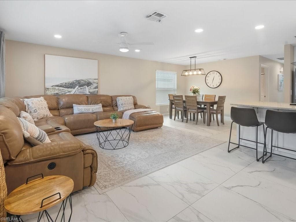 760 100th Ave N, Naples, FL 34108-10