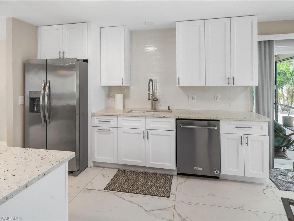 760 100th Ave N, Naples, FL 34108-15