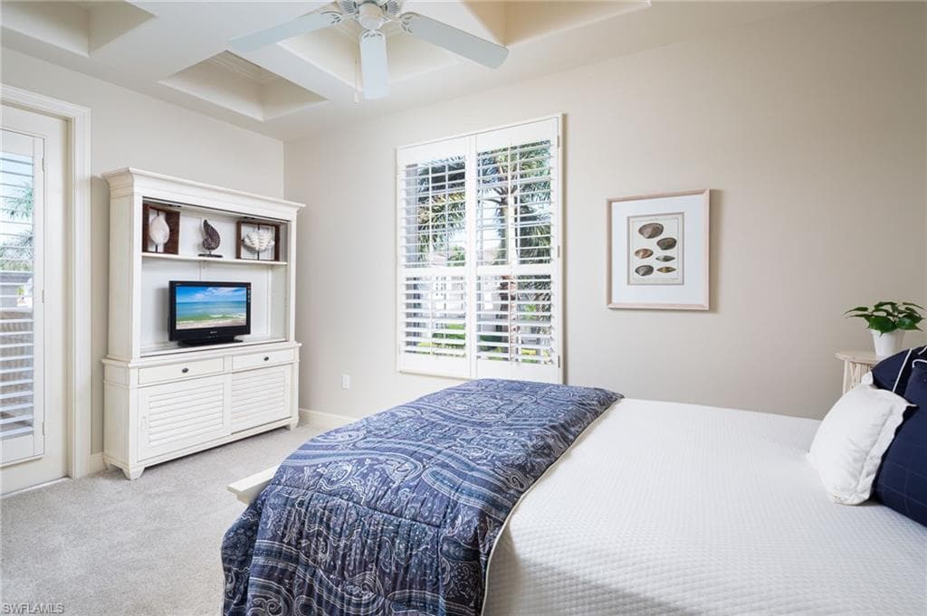 580 Avellino Isles Cir 202, Naples, FL 34119-23