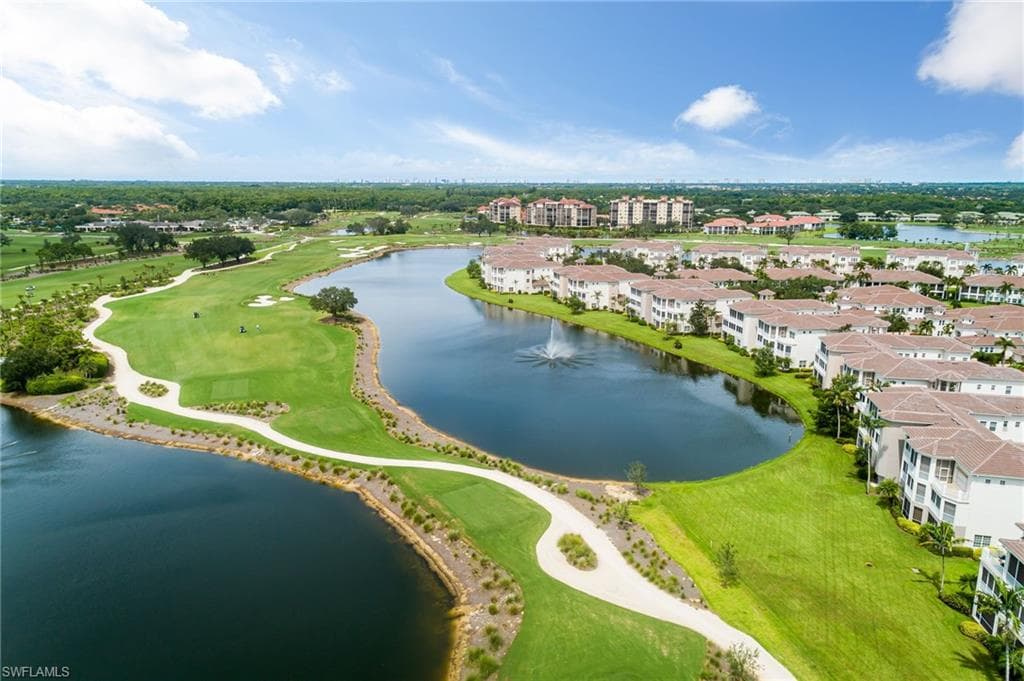 580 Avellino Isles Cir 202, Naples, FL 34119-33
