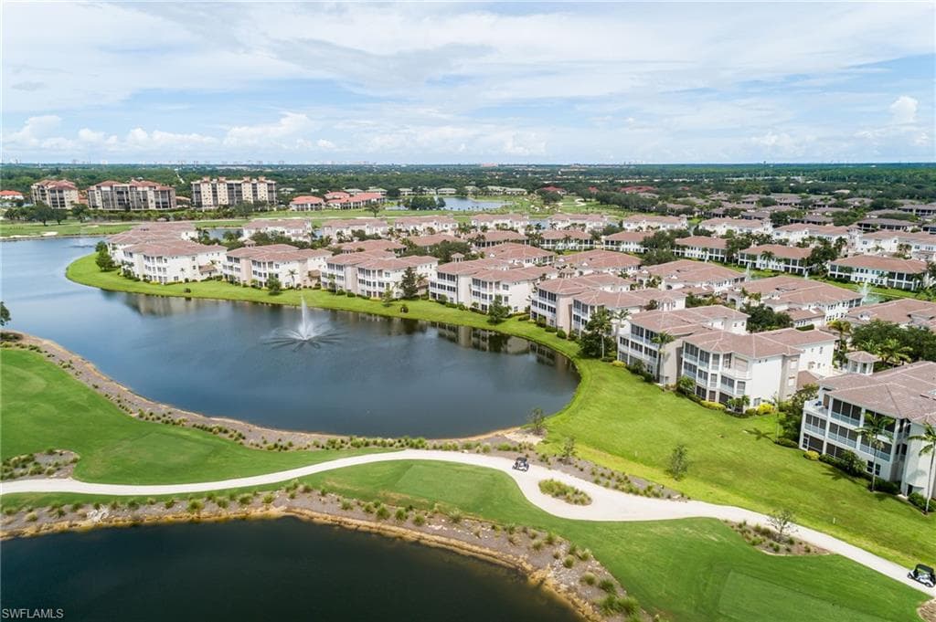 580 Avellino Isles Cir 202, Naples, FL 34119-34