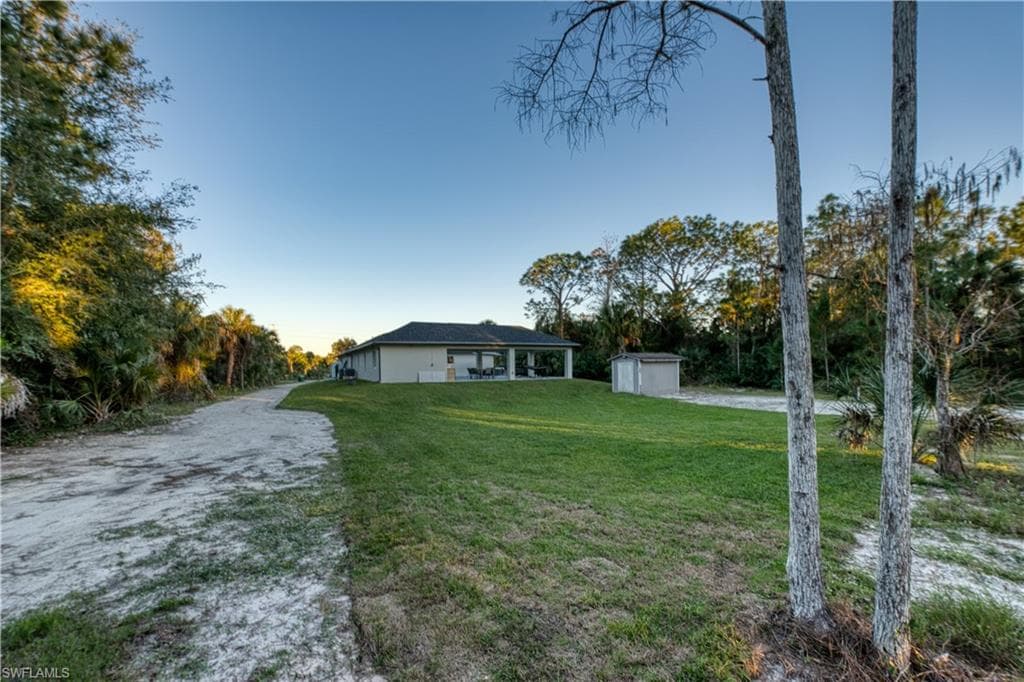 1011 9th St SW, Naples, FL 34117-12