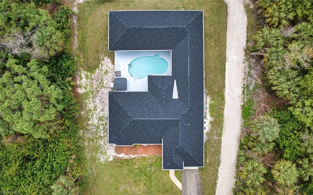 1011 9th St SW, Naples, FL 34117-21