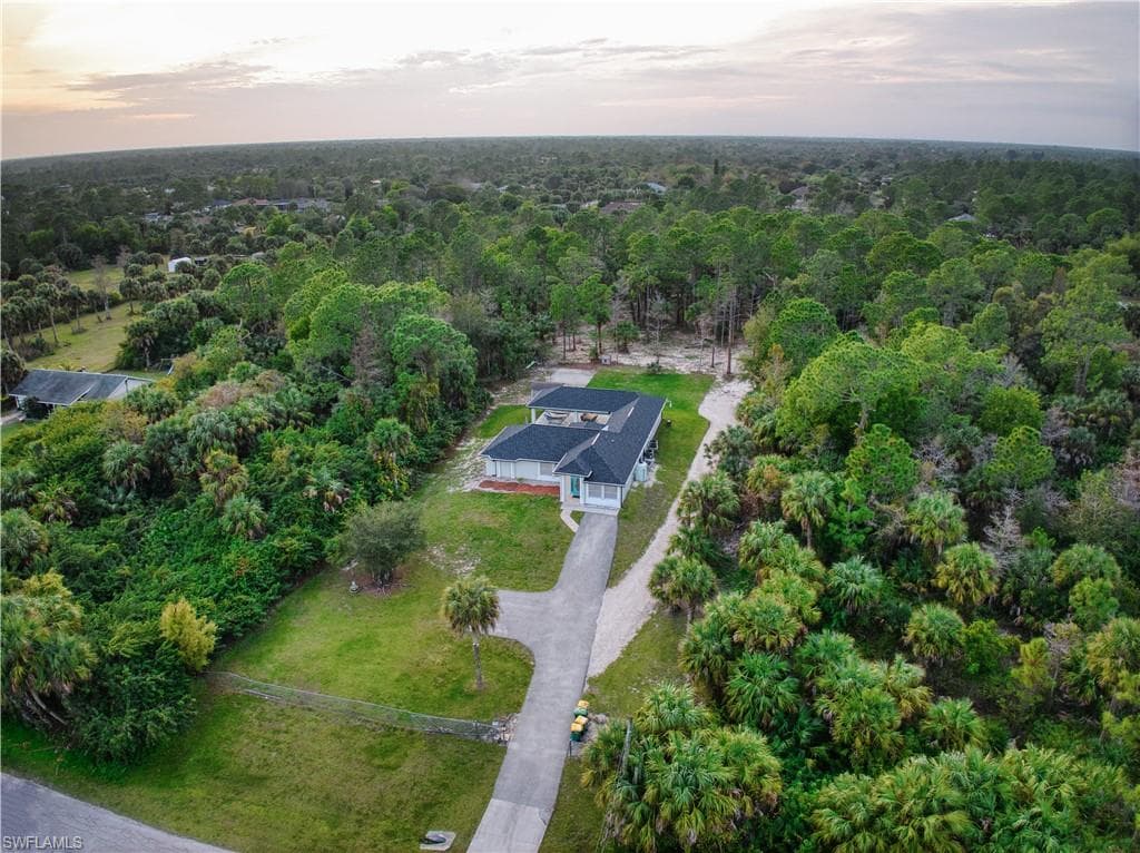 1011 9th St SW, Naples, FL 34117-38
