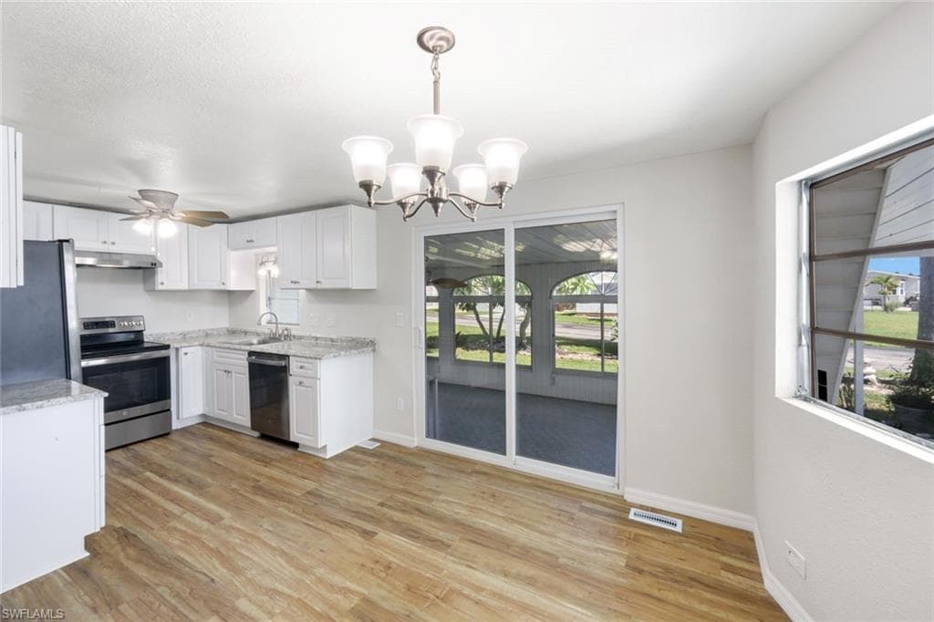 274 Yorkshire Ave, Fort Myers, FL 33908-12