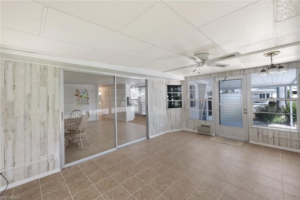 274 Yorkshire Ave, Fort Myers, FL 33908-25