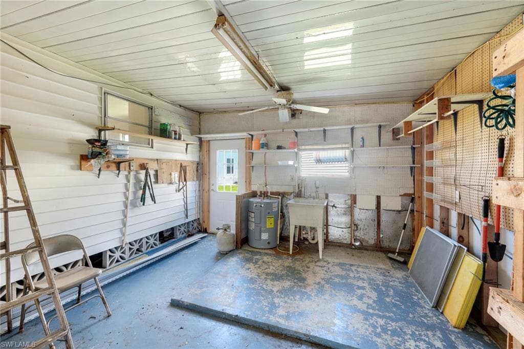 274 Yorkshire Ave, Fort Myers, FL 33908-28
