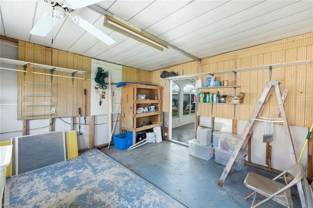 274 Yorkshire Ave, Fort Myers, FL 33908-29