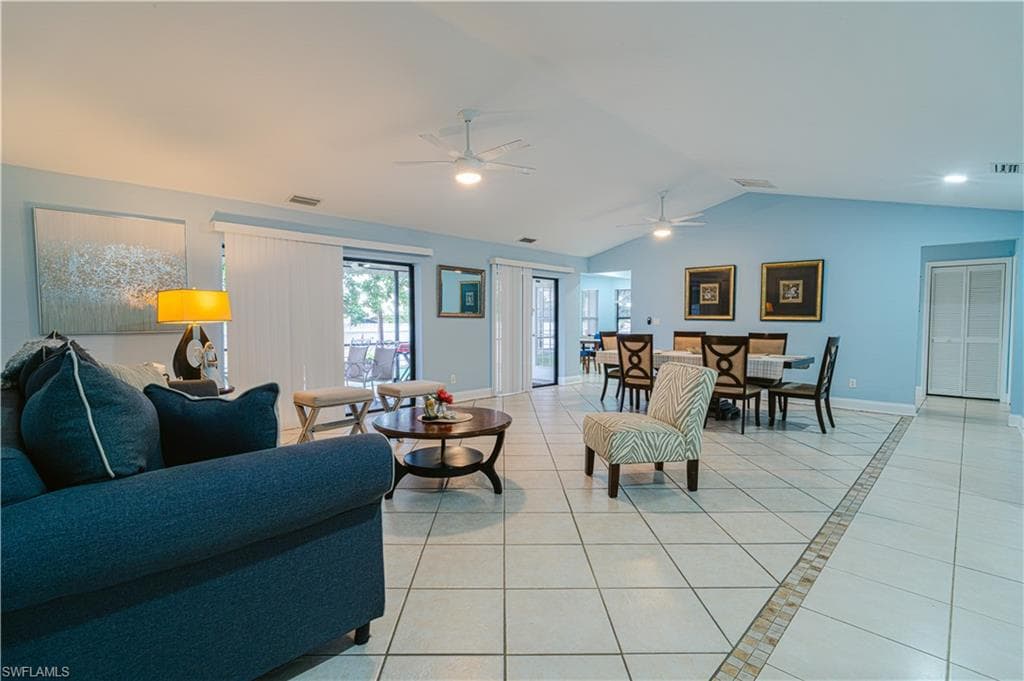 1107 21st Ave, Cape Coral, FL 33990-9