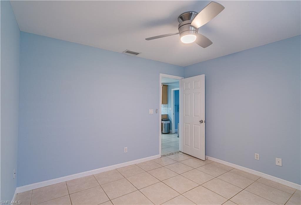1107 21st Ave, Cape Coral, FL 33990-18