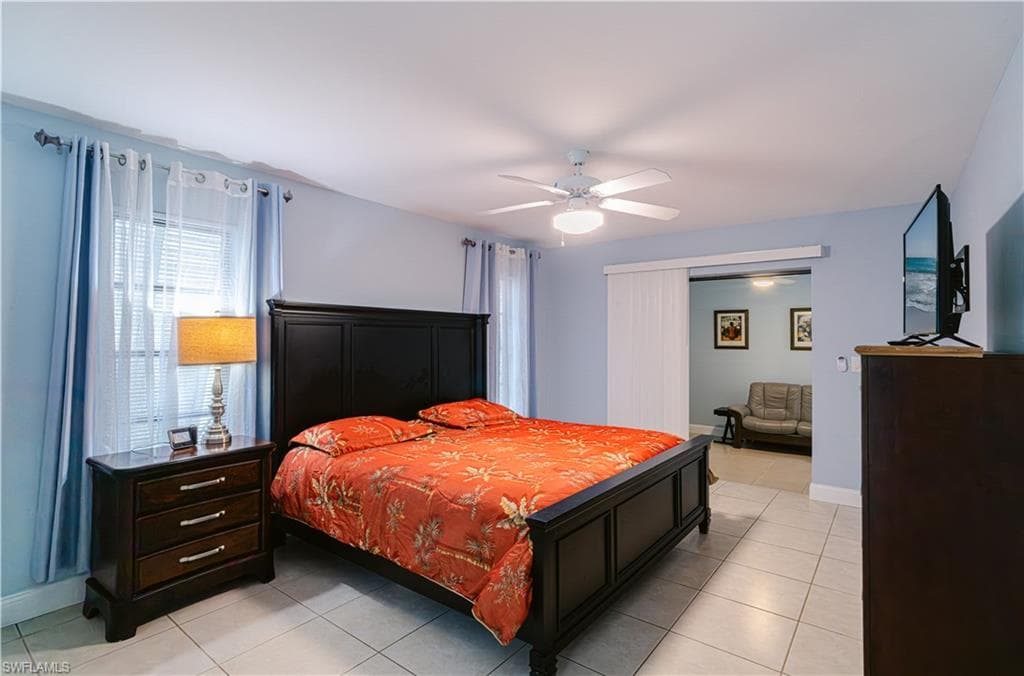 1107 21st Ave, Cape Coral, FL 33990-28