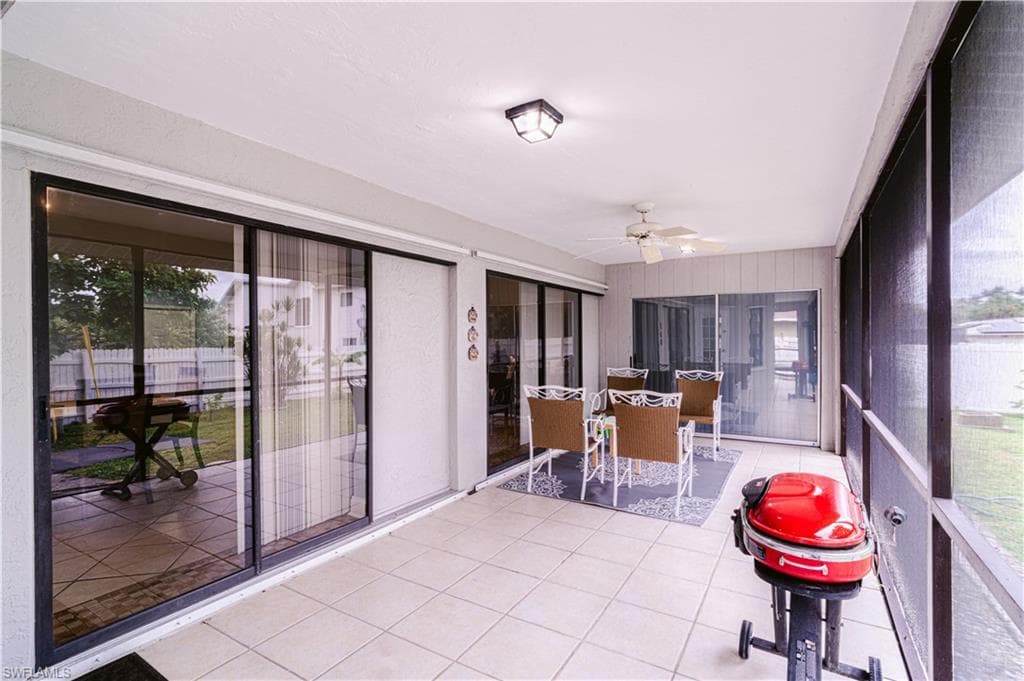 1107 21st Ave, Cape Coral, FL 33990-35