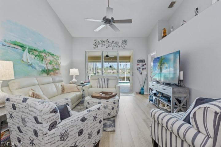 5803 Greenwood Cir 125, Naples, FL 34112-13