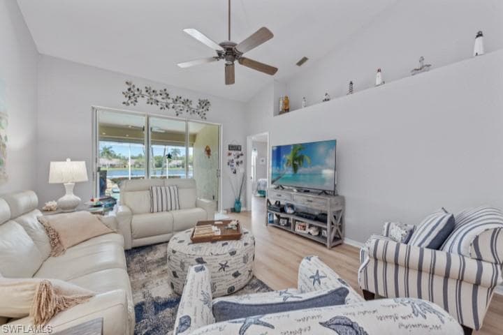 5803 Greenwood Cir 125, Naples, FL 34112-15