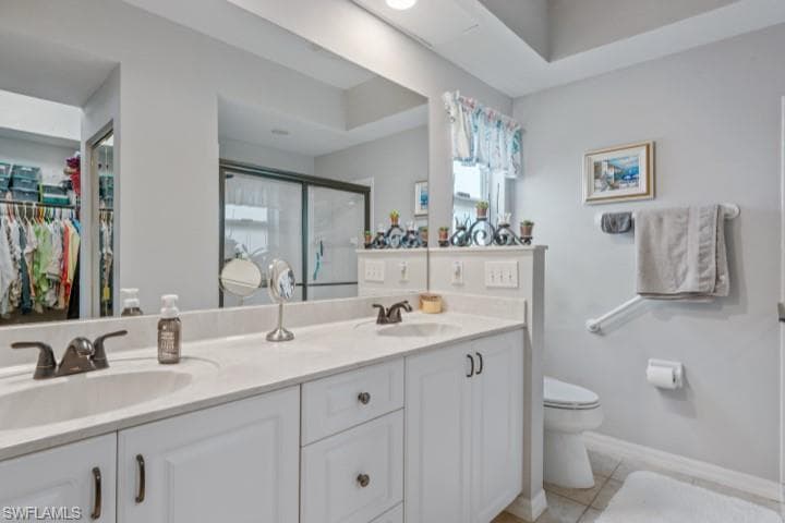 5803 Greenwood Cir 125, Naples, FL 34112-17