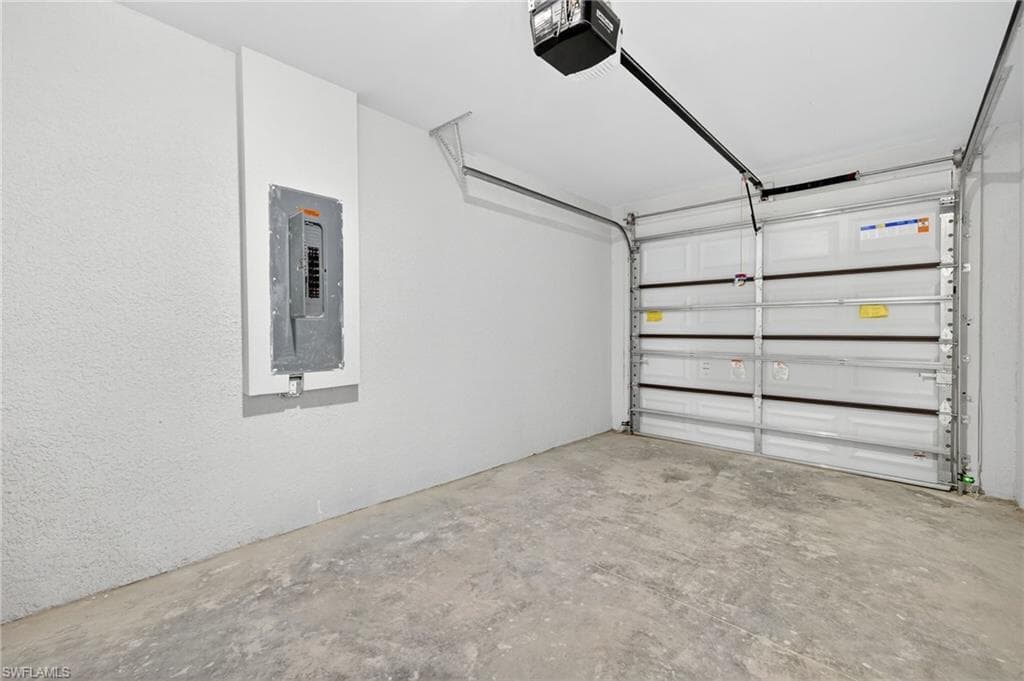 321 Ranier Ave, Lehigh Acres, FL 33974-25