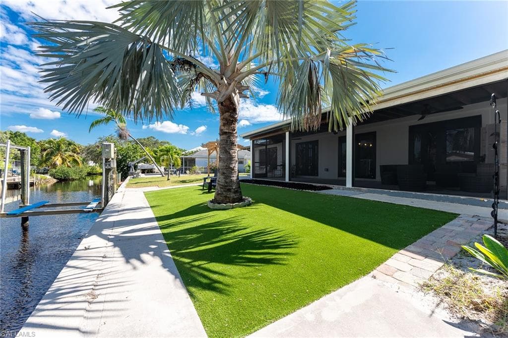 9793 Tonya Ct, Bonita Springs, FL 34135-34