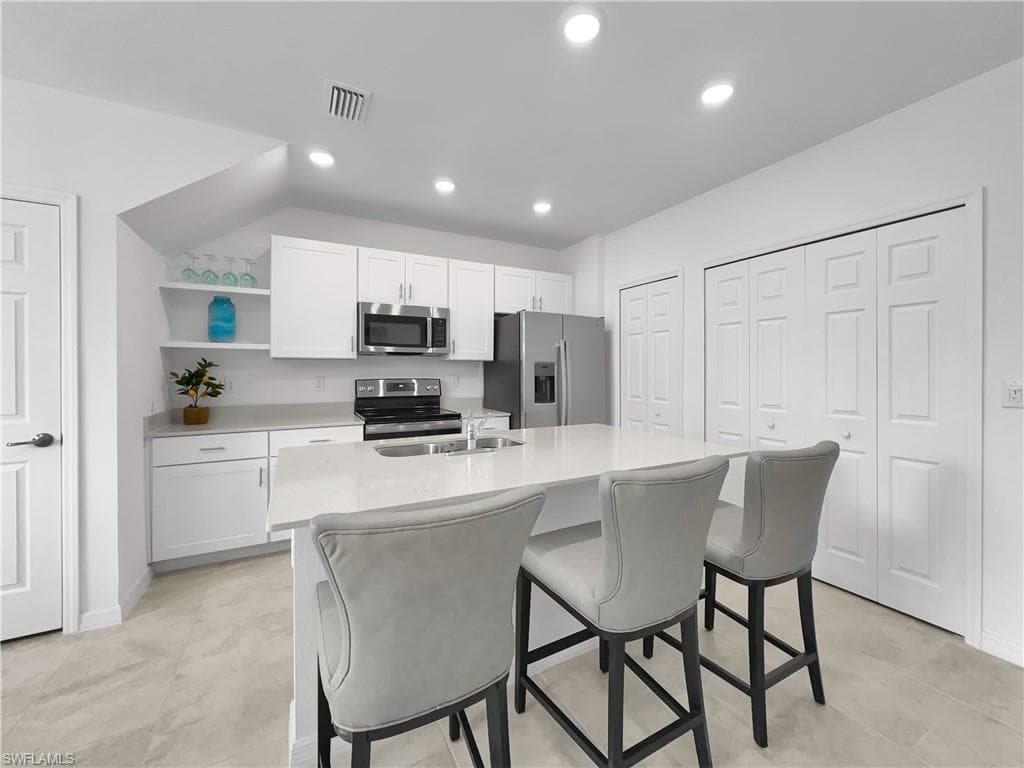 14087 Oviedo Pl, Fort Myers, FL 33905-9