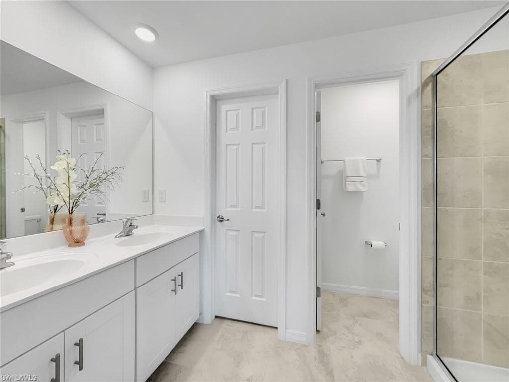 14087 Oviedo Pl, Fort Myers, FL 33905-17