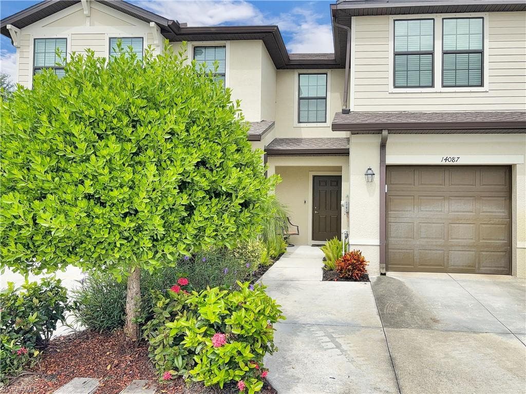 14087 Oviedo Pl, Fort Myers, FL 33905-3
