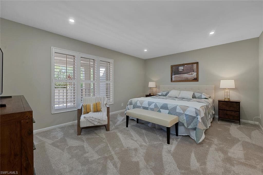 102 Clubhouse Dr 375, Naples, FL 34105-9