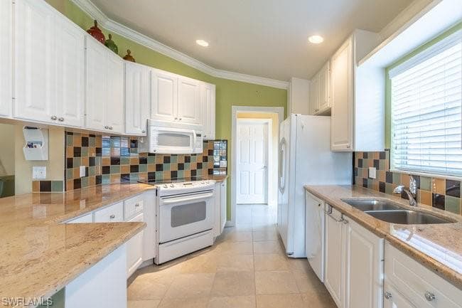 8376 Borboni Ct, Naples, FL 34114-8