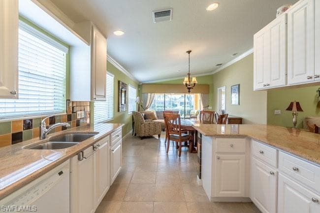 8376 Borboni Ct, Naples, FL 34114-11