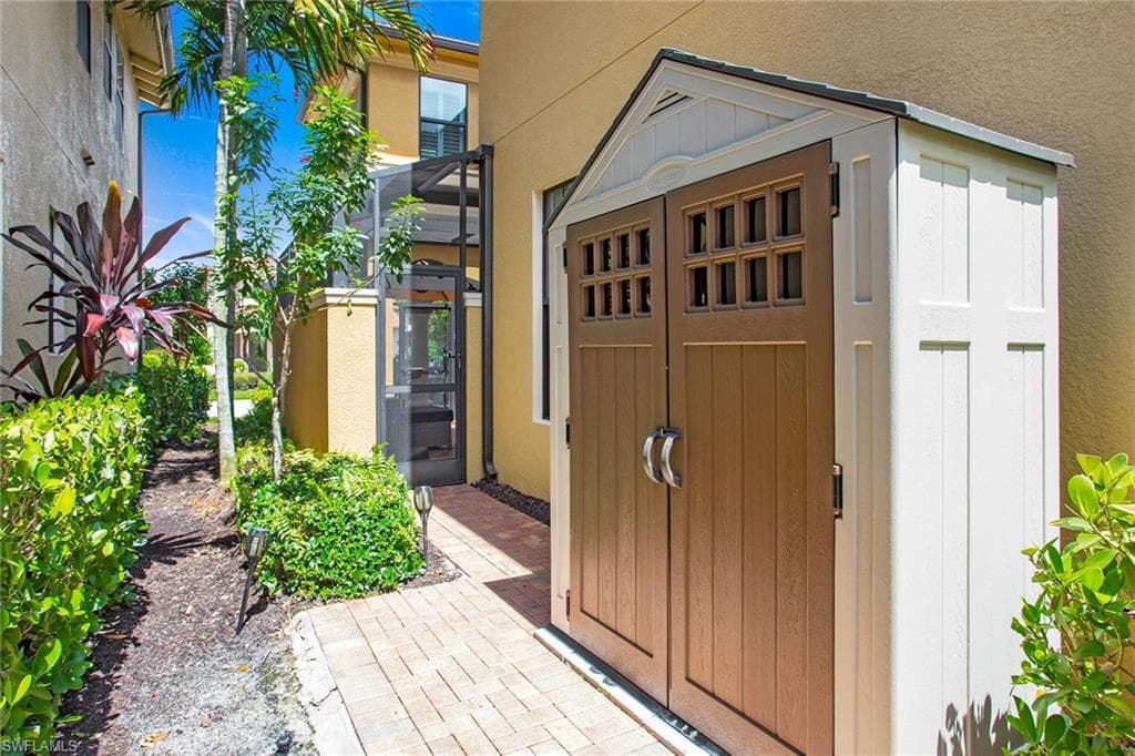 1238 Kendari Ter, Naples, FL 34113-29