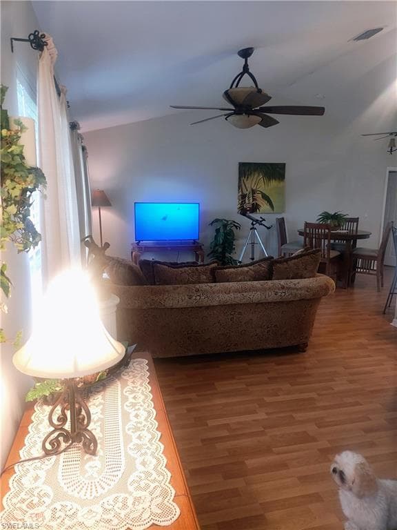2721 3rd Ave, Cape Coral, FL 33914-3