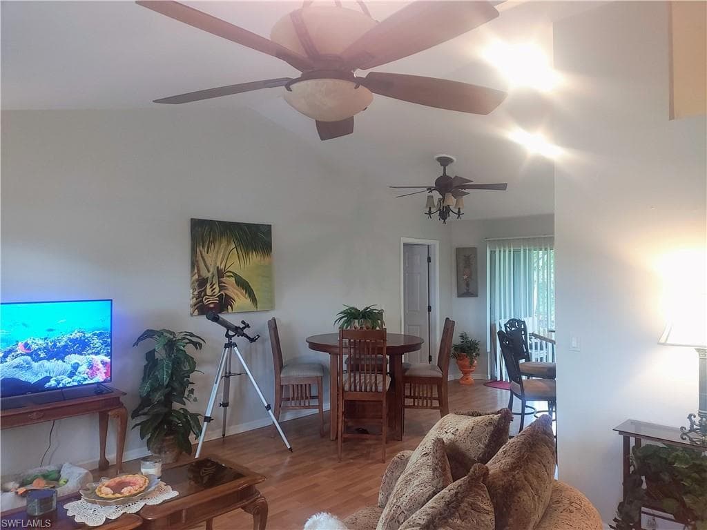2721 3rd Ave, Cape Coral, FL 33914-5