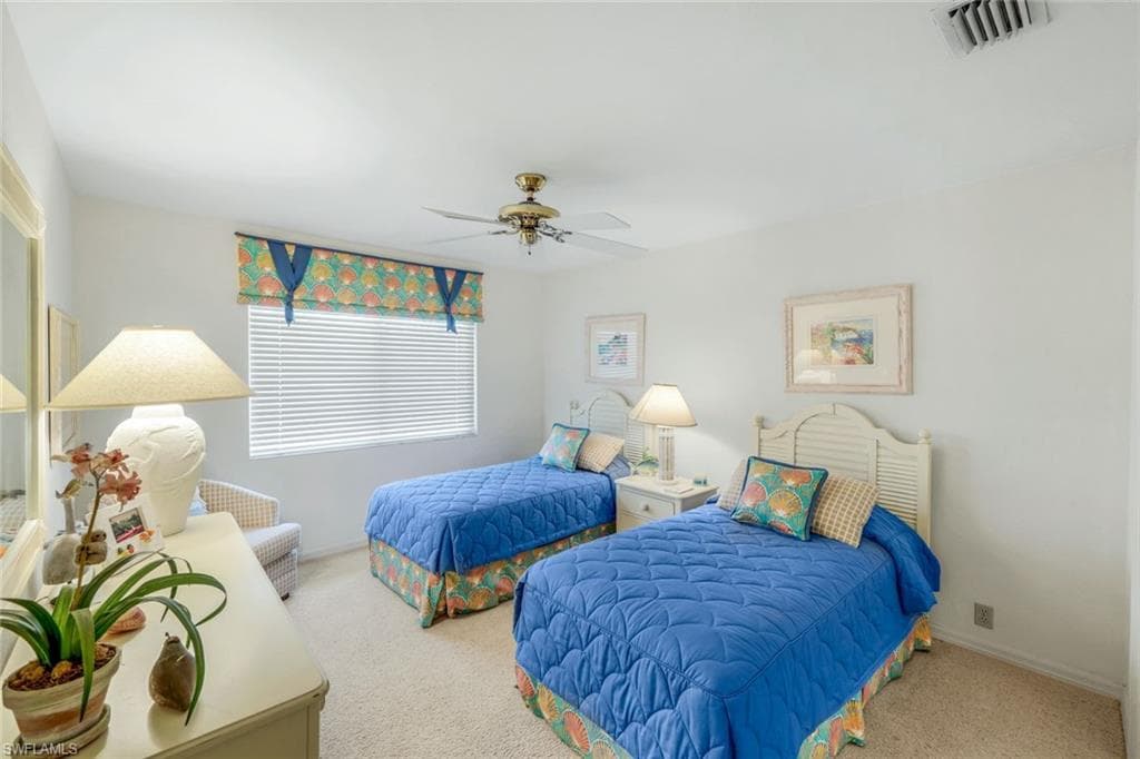 10354 Quail Crown Dr, Naples, FL 34119-17