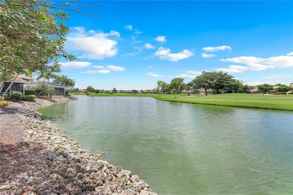 10354 Quail Crown Dr, Naples, FL 34119-5