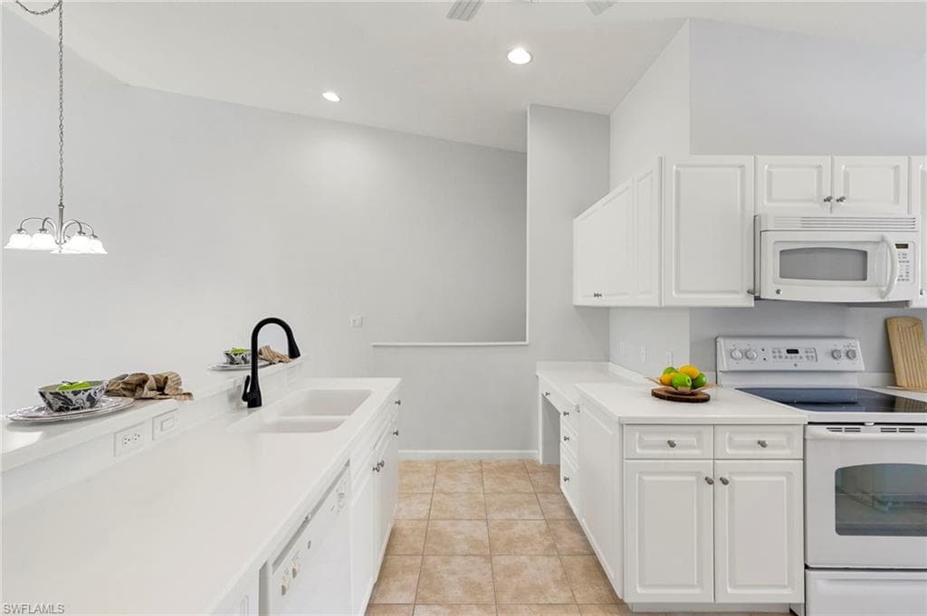 25050 Peacock Ln 201, Naples, FL 34114-10