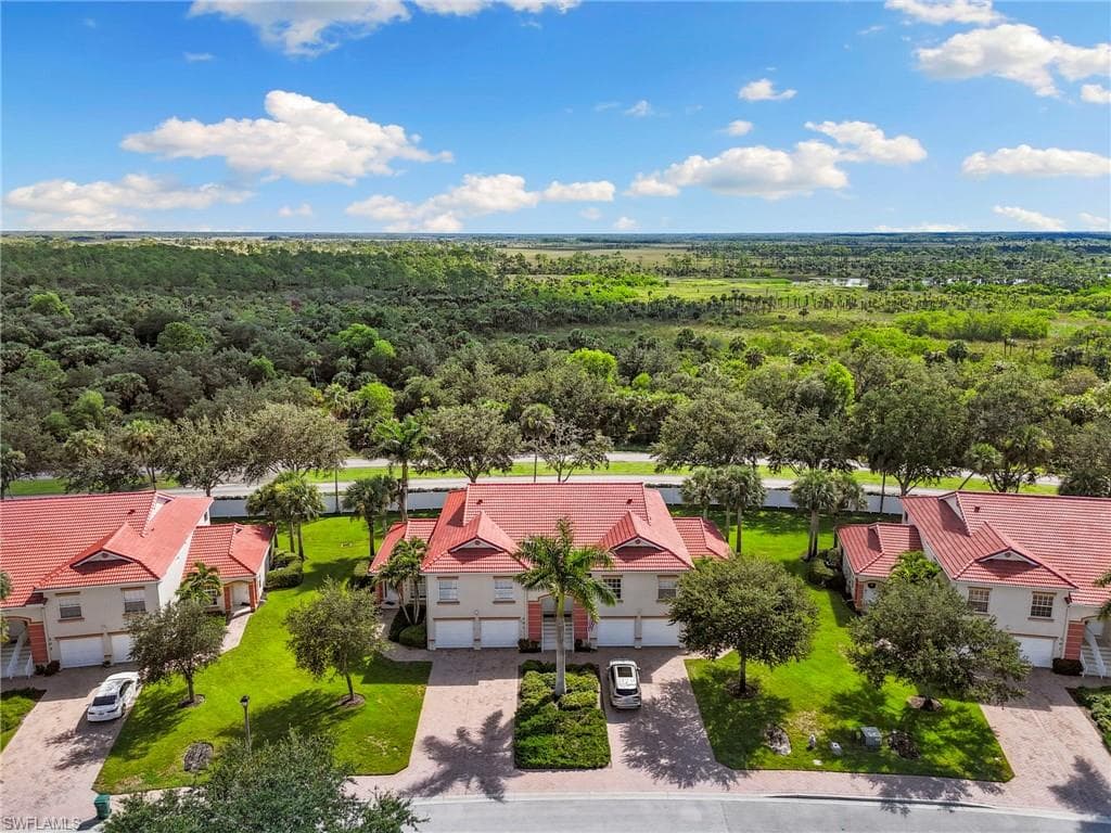 25050 Peacock Ln 201, Naples, FL 34114-39