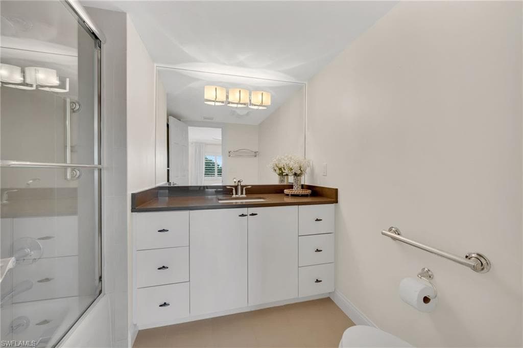 3401 Gulf Shore Blvd N 205, Naples, FL 34103-15