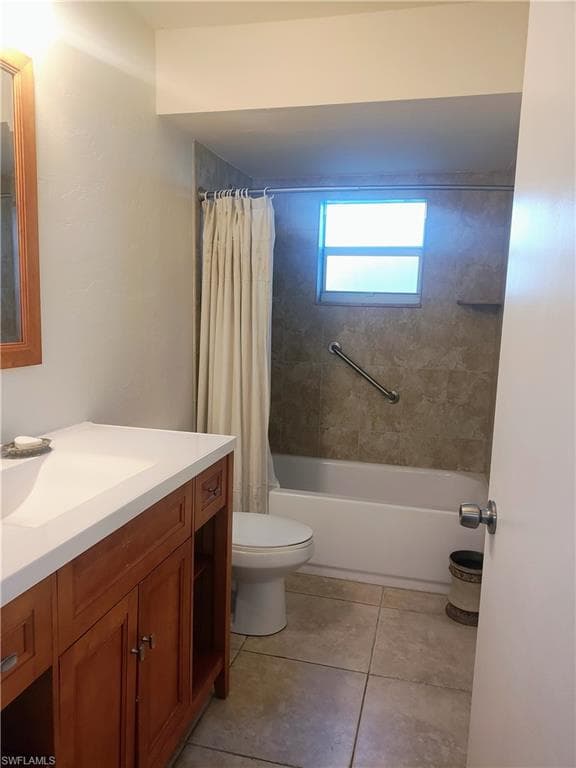 418 46th Ter, Cape Coral, FL 33914-17