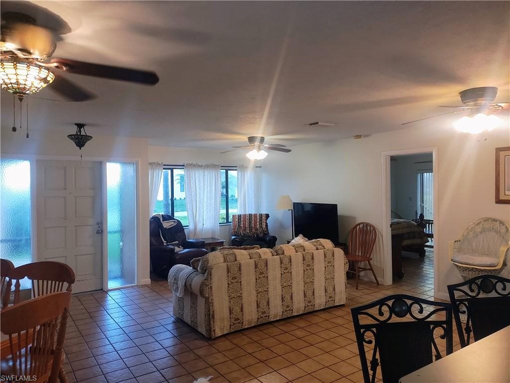 418 46th Ter, Cape Coral, FL 33914-8