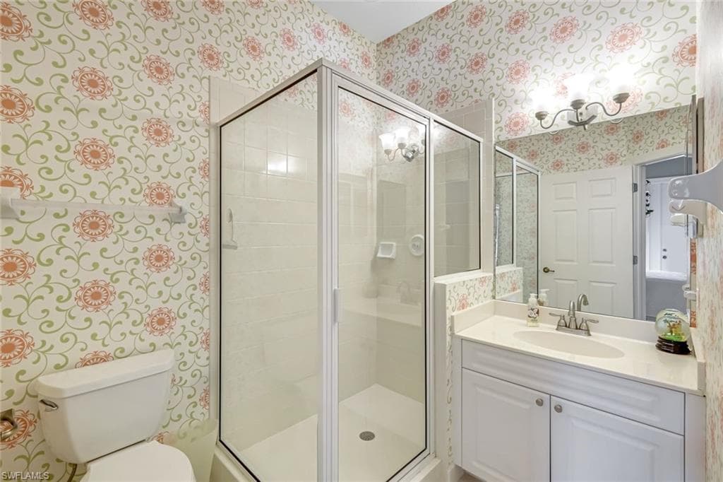 9687 Cypress Hammock Cir 202, Estero, FL 34135-24