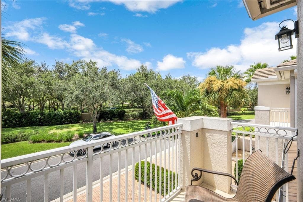 9687 Cypress Hammock Cir 202, Estero, FL 34135-27
