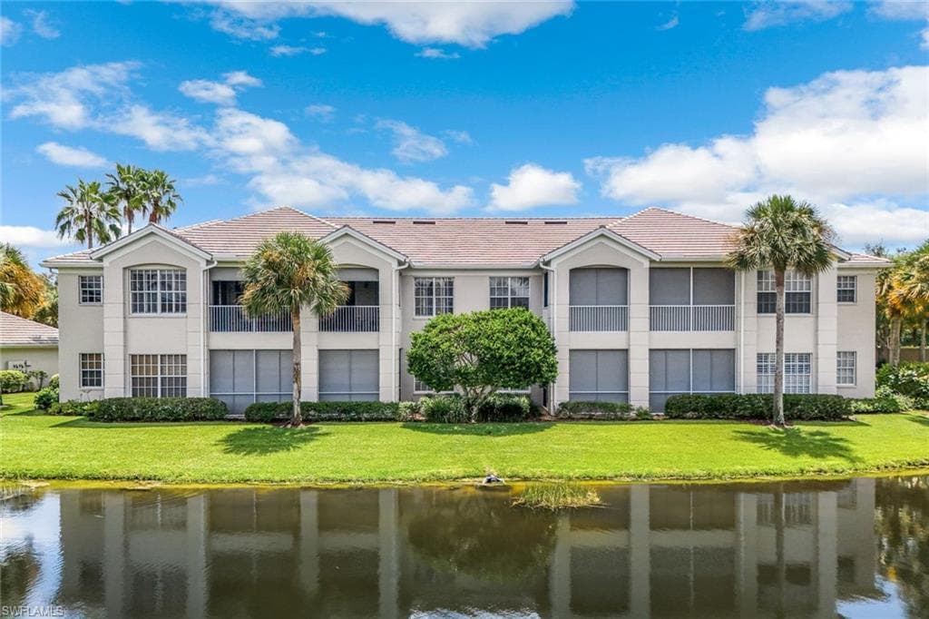 9687 Cypress Hammock Cir 202, Estero, FL 34135-33