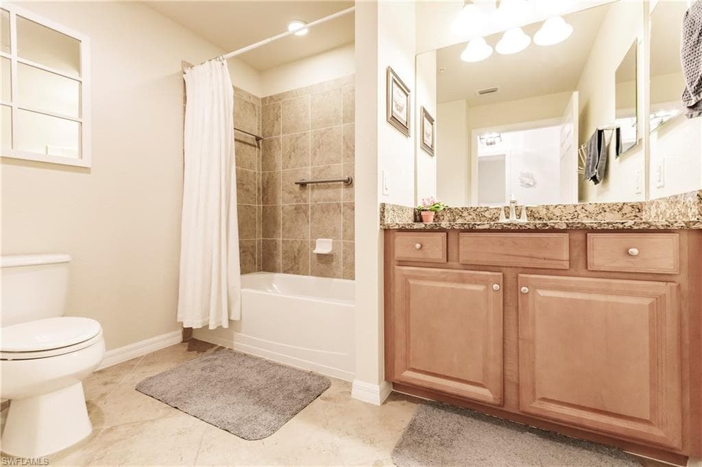 3157 Aviamar Cir 102, Naples, FL 34114-32