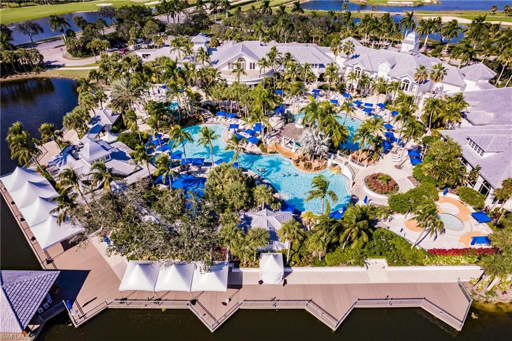 3157 Aviamar Cir 102, Naples, FL 34114-40