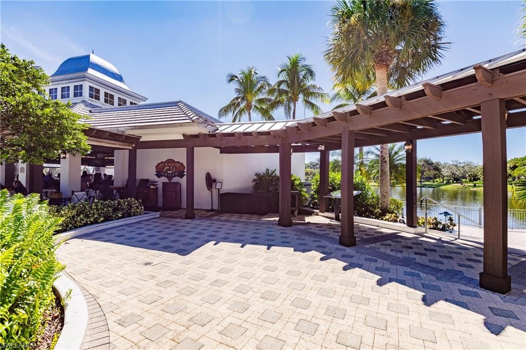 3157 Aviamar Cir 102, Naples, FL 34114-42